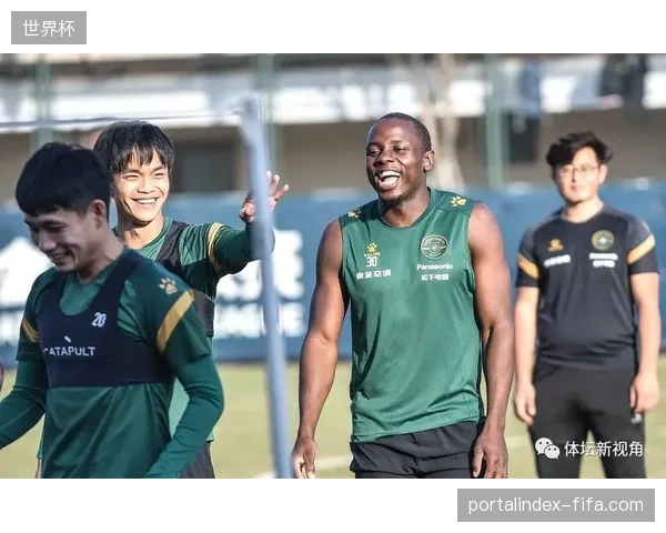 巴塞罗那在国家德比中完胜对手提前夺冠，佩德里的中场调度完全掌控了伯纳乌的比赛节奏